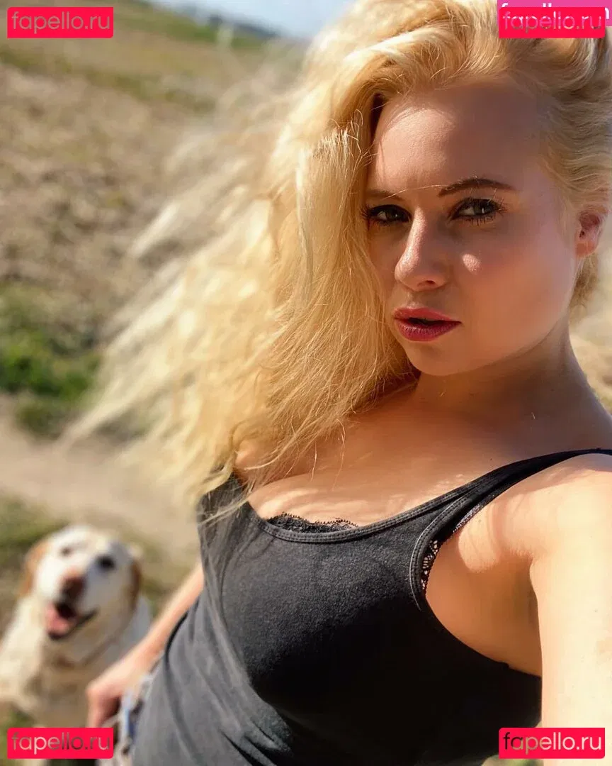 Steffi Landerer Onlyfans Photo Gallery 