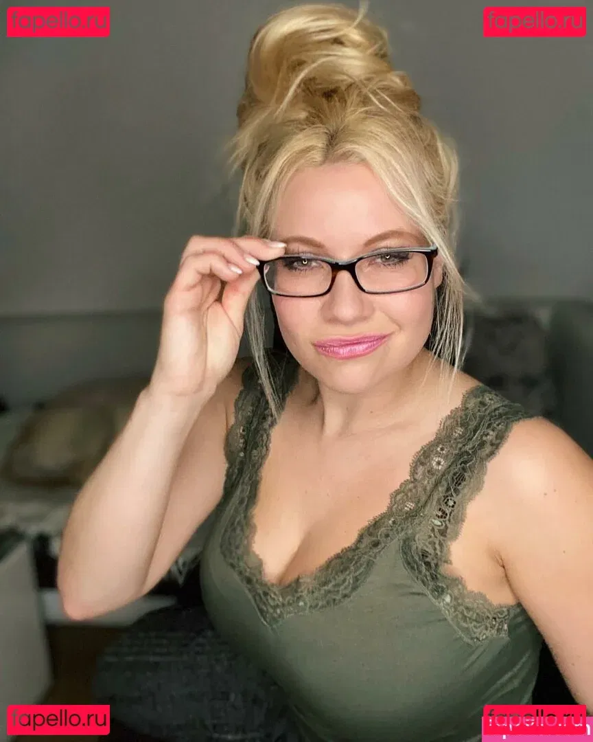 Steffi Landerer Onlyfans Photo Gallery 