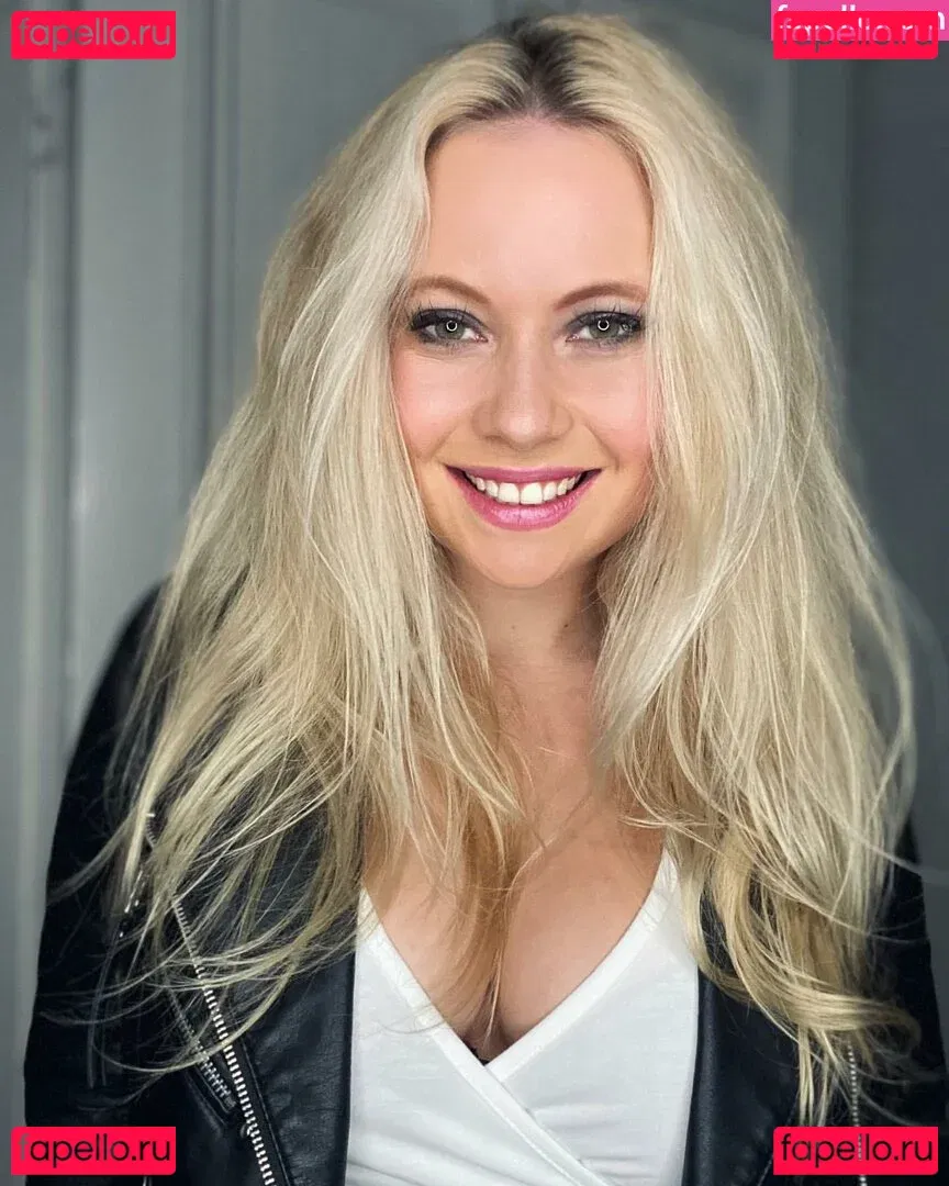 Steffi Landerer Onlyfans Photo Gallery 