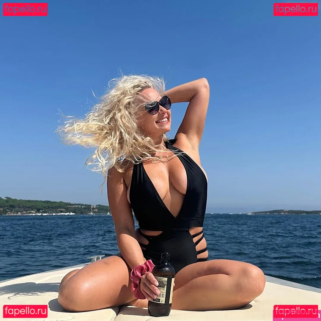 Steffi Landerer Onlyfans Photo Gallery 