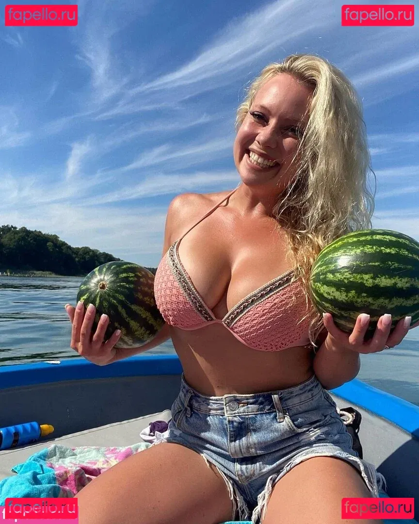 Steffi Landerer Onlyfans Photo Gallery 