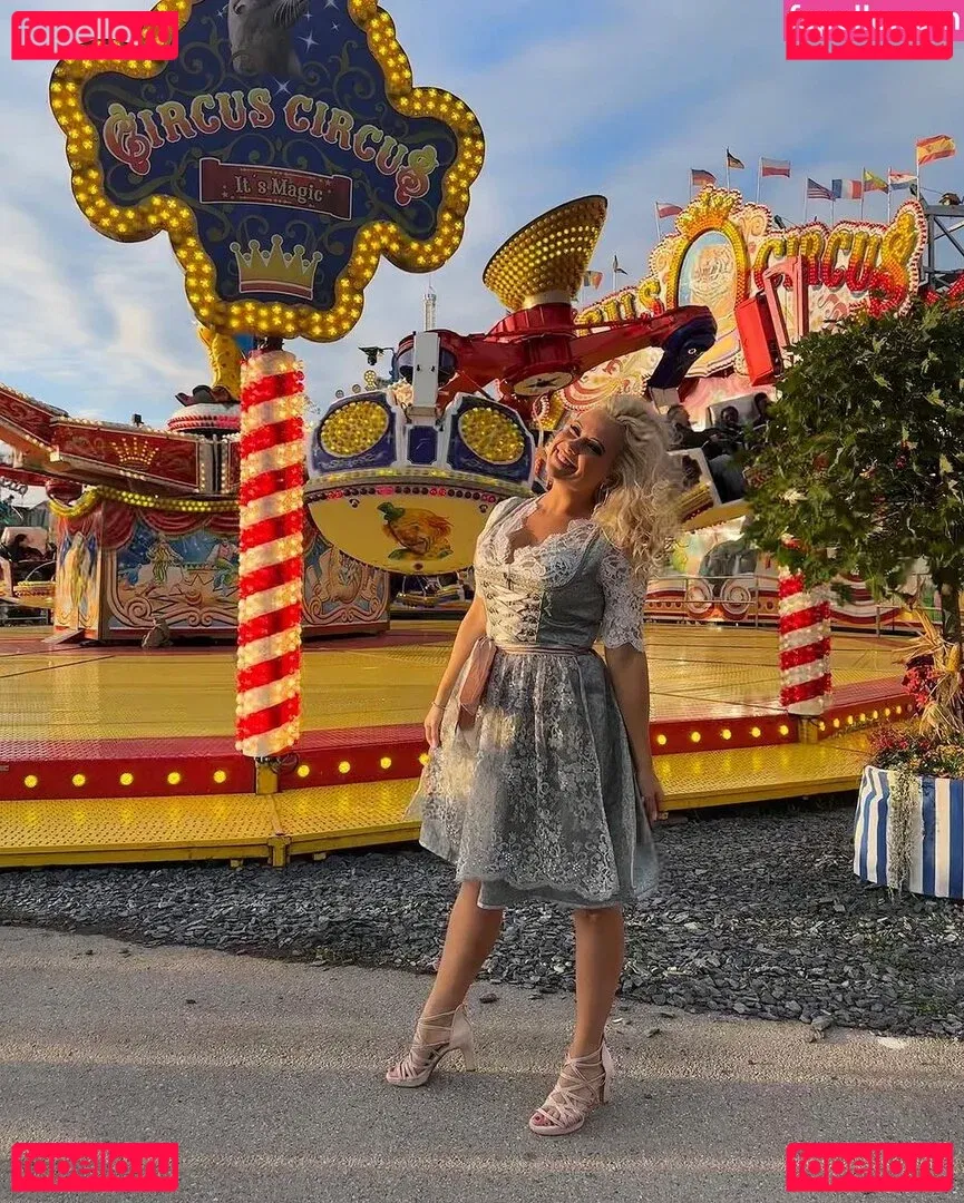 Steffi Landerer Onlyfans Photo Gallery 