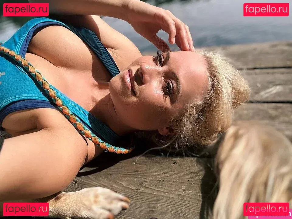 Steffi Landerer Onlyfans Photo Gallery 