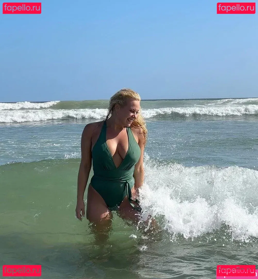 Steffi Landerer Onlyfans Photo Gallery 