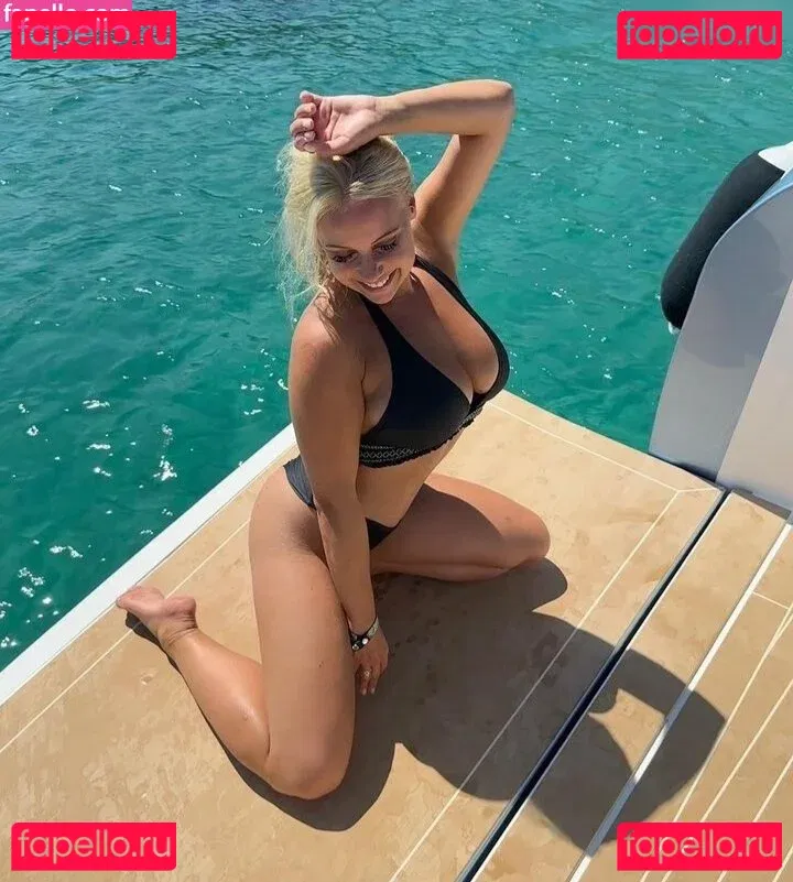 Steffi Landerer Onlyfans Photo Gallery 