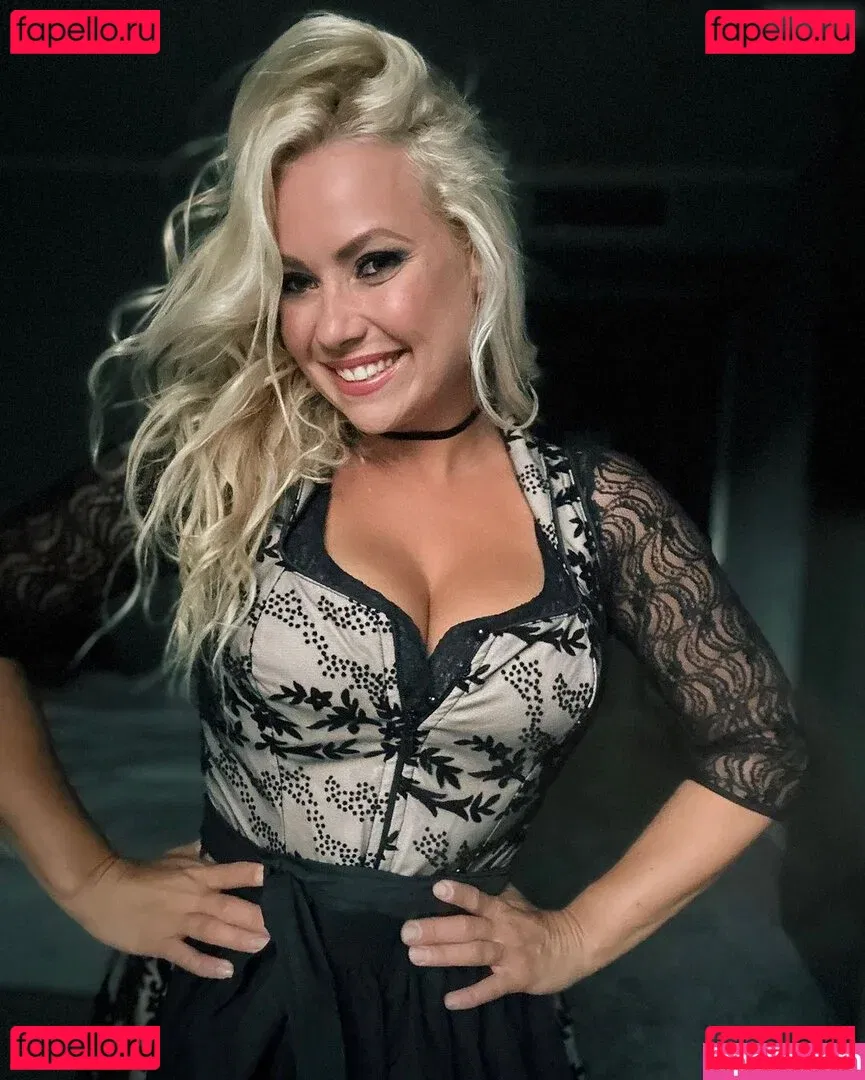 Steffi Landerer Onlyfans Photo Gallery 