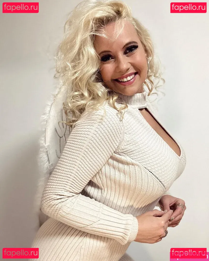 Steffi Landerer Onlyfans Photo Gallery 