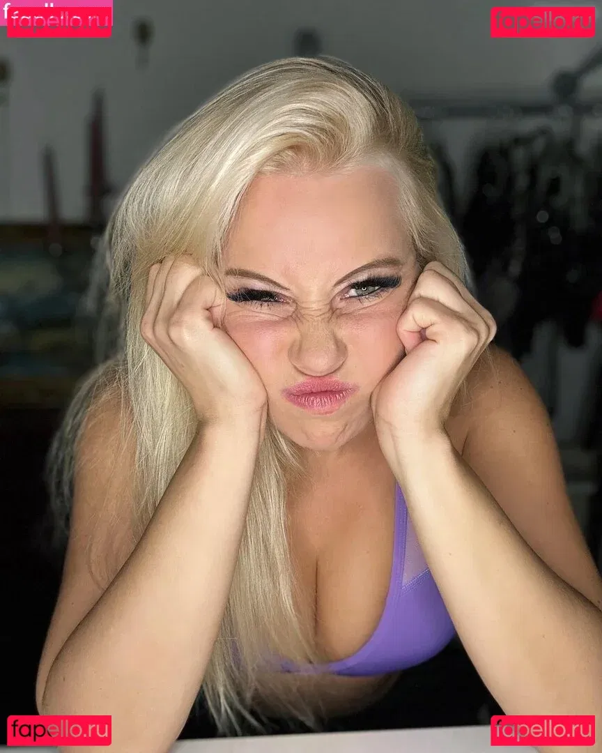 Steffi Landerer Onlyfans Photo Gallery 