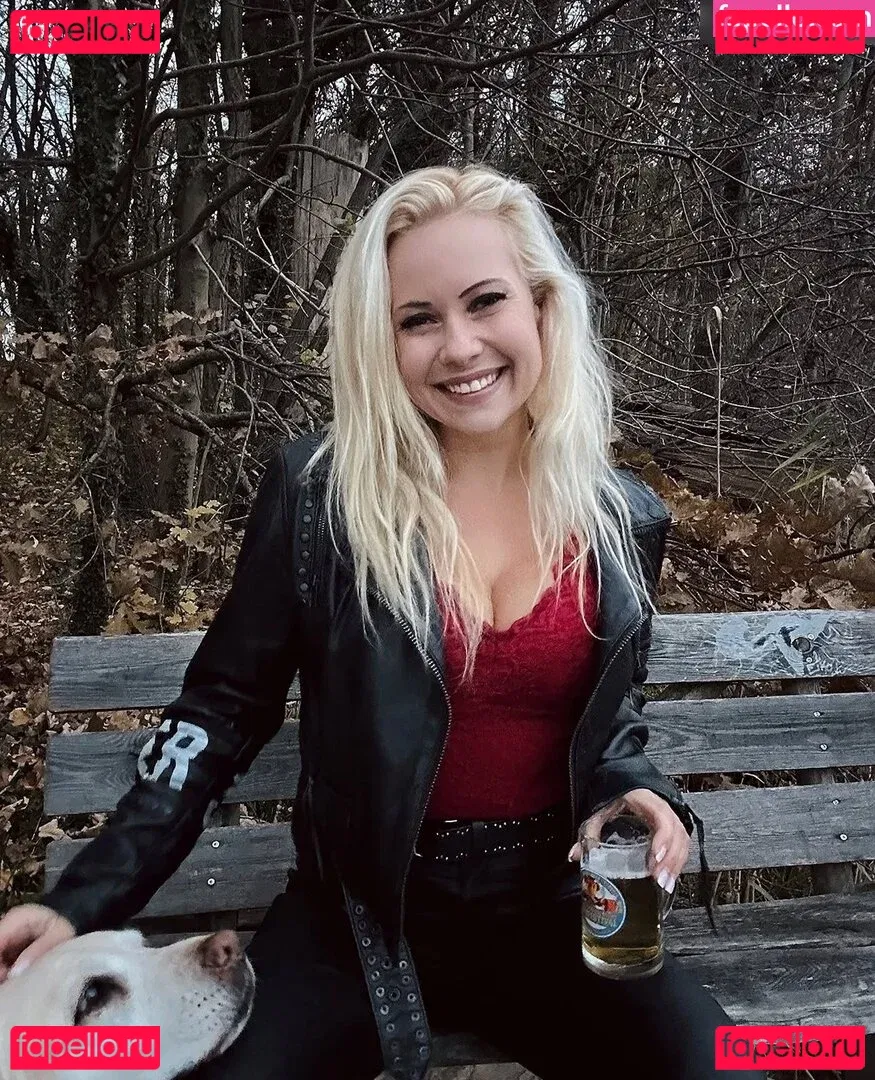 Steffi Landerer Onlyfans Photo Gallery 