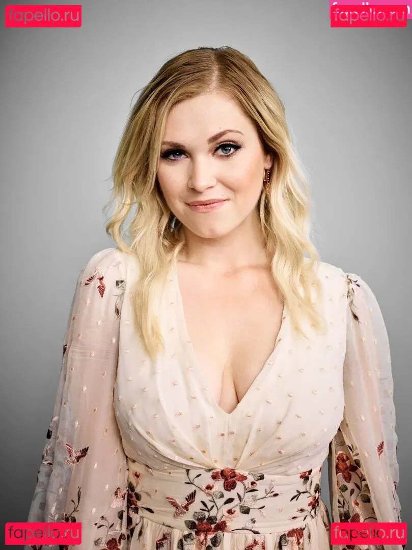 Eliza Taylor Onlyfans Photo Gallery 
