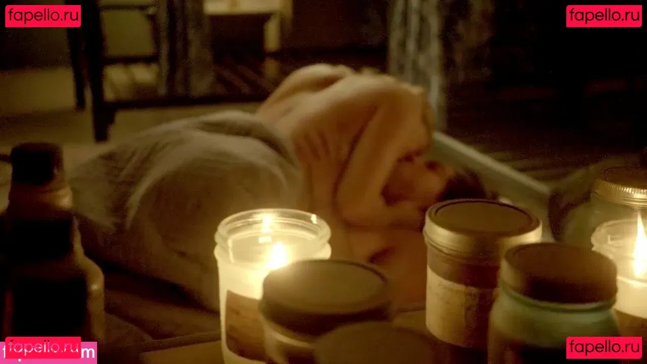 Eliza Taylor Onlyfans Photo Gallery 