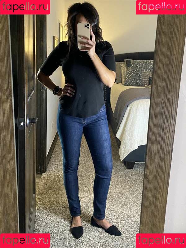 MrsAvaAndrews Onlyfans Photo Gallery 