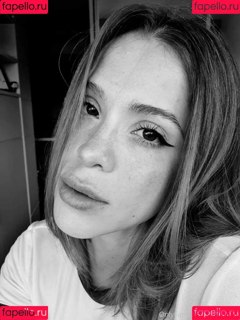 Maru Karv Onlyfans Photo Gallery 