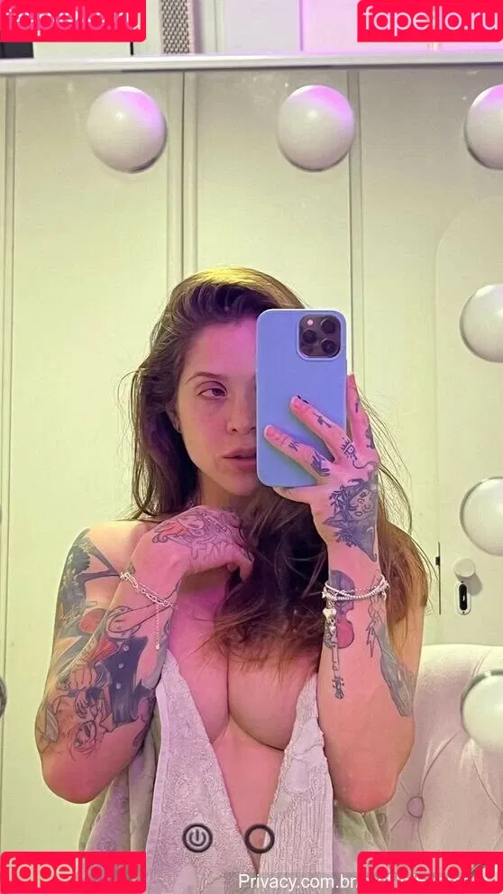 Maru Karv Onlyfans Photo Gallery 