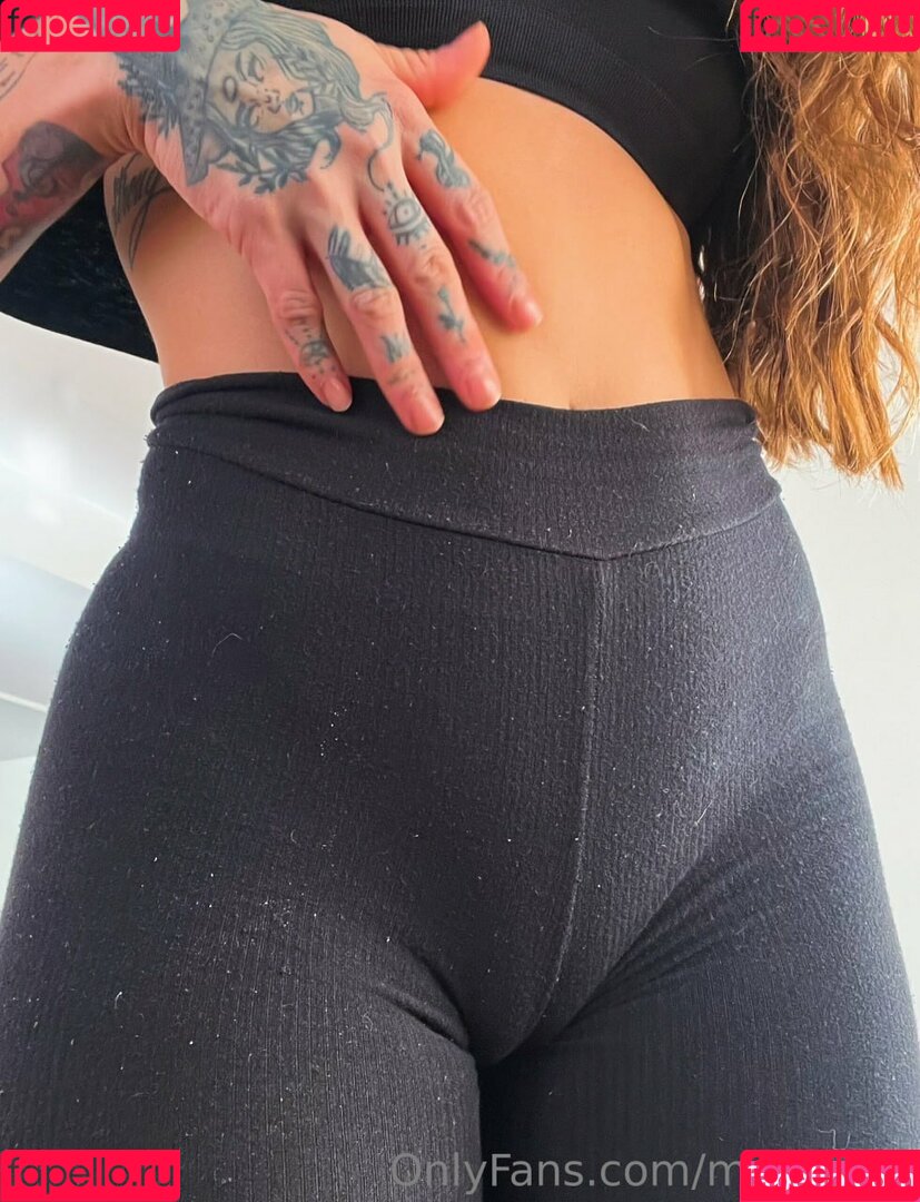 Maru Karv Onlyfans Photo Gallery 