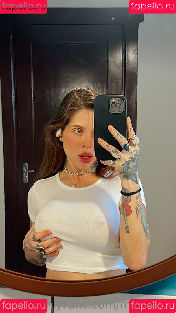 Maru Karv Onlyfans Photo Gallery 