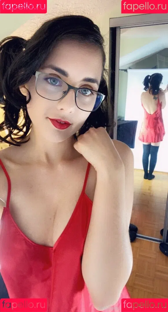 saffronbacchus Onlyfans Photo Gallery 