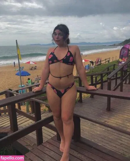 Isabelly Cipryano Onlyfans Photo Gallery 