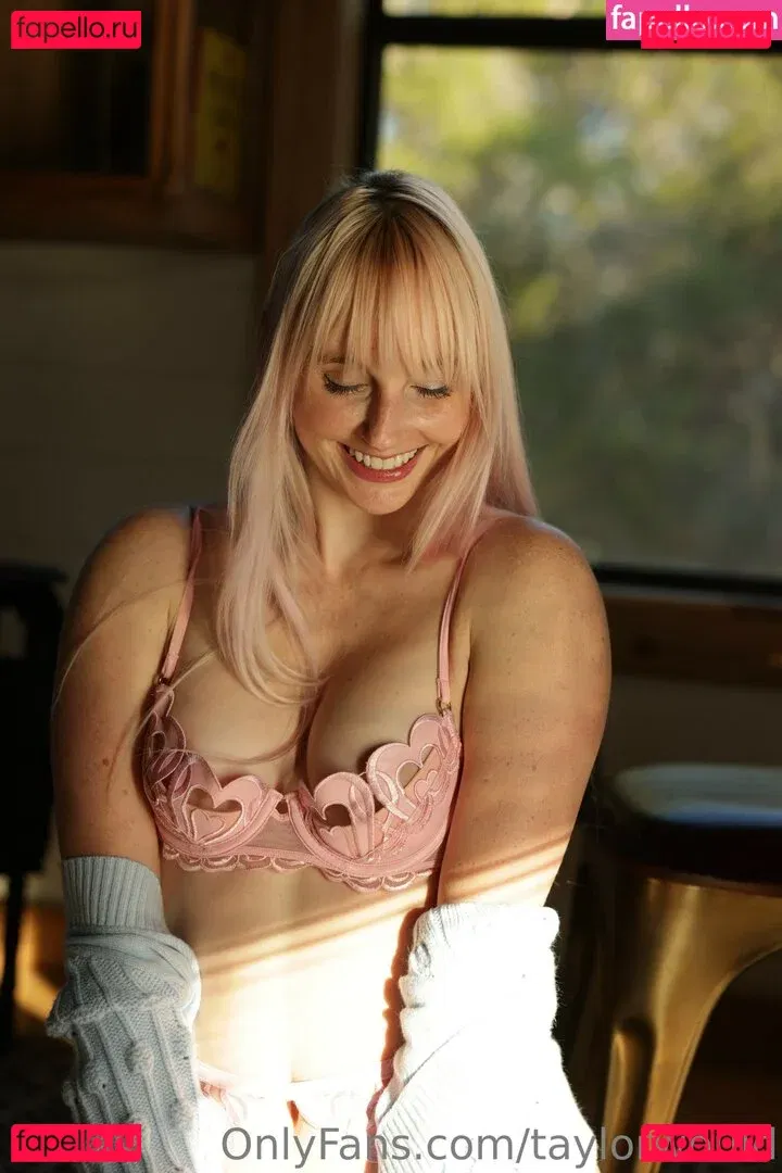 TaylorWould Onlyfans Photo Gallery 