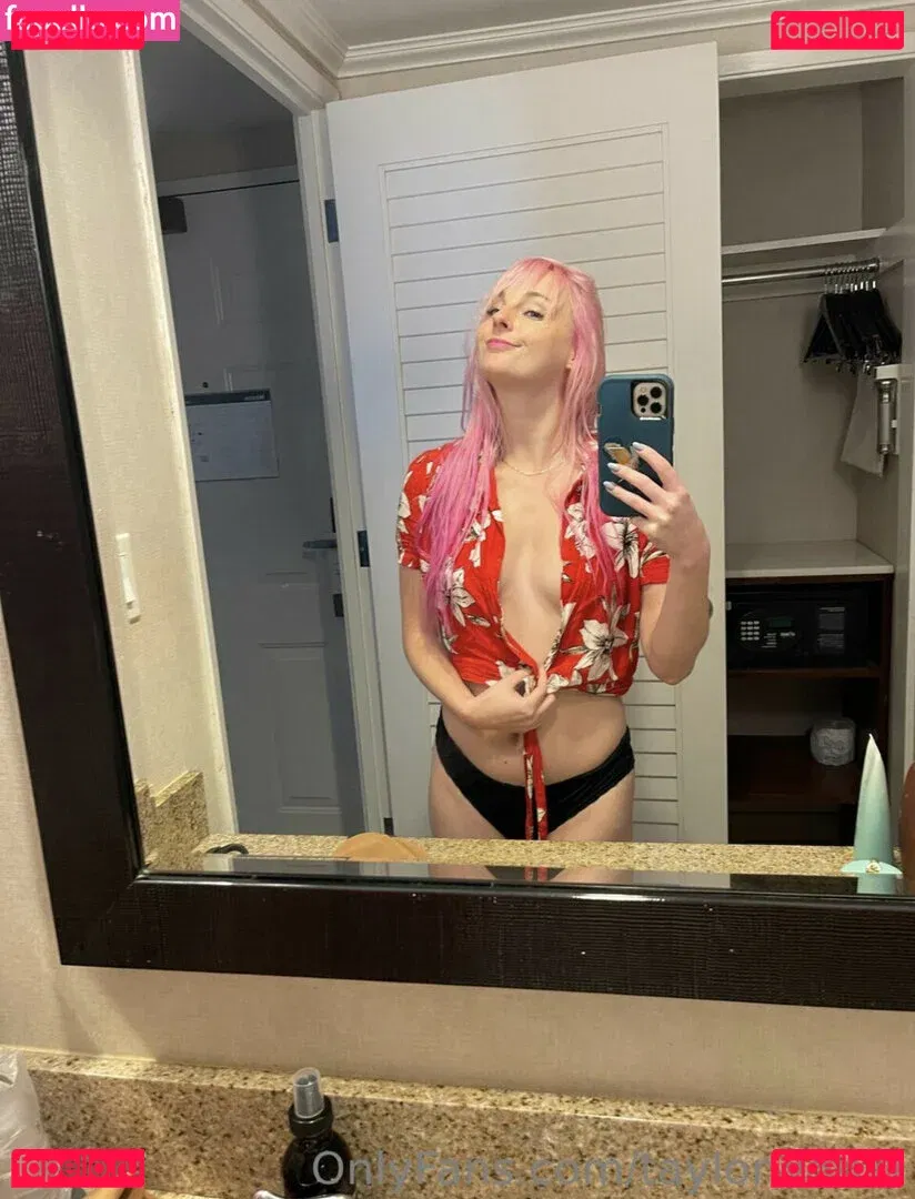 TaylorWould Onlyfans Photo Gallery 