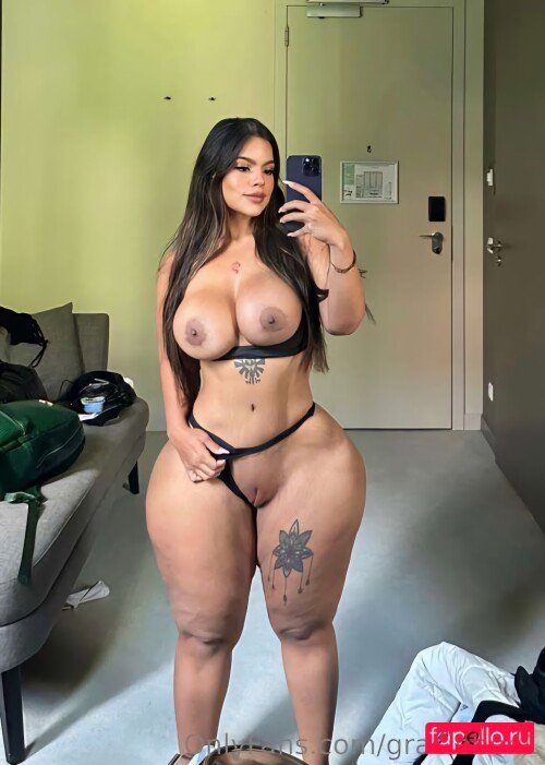 Graciebon Nude Onlyfans Photo 4