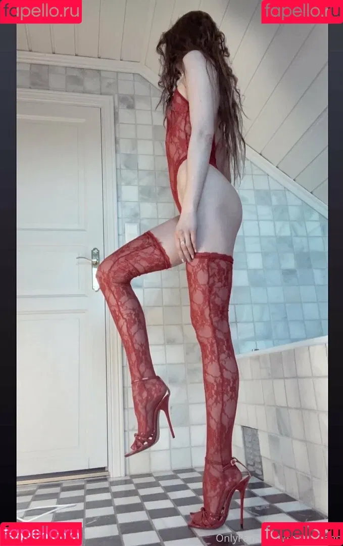 Footish Ann Onlyfans Photo Gallery 
