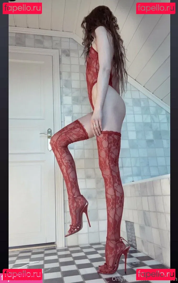 Footish Ann Onlyfans Photo Gallery 