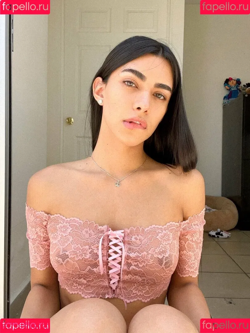 Gabrielle Maya Onlyfans Photo Gallery 