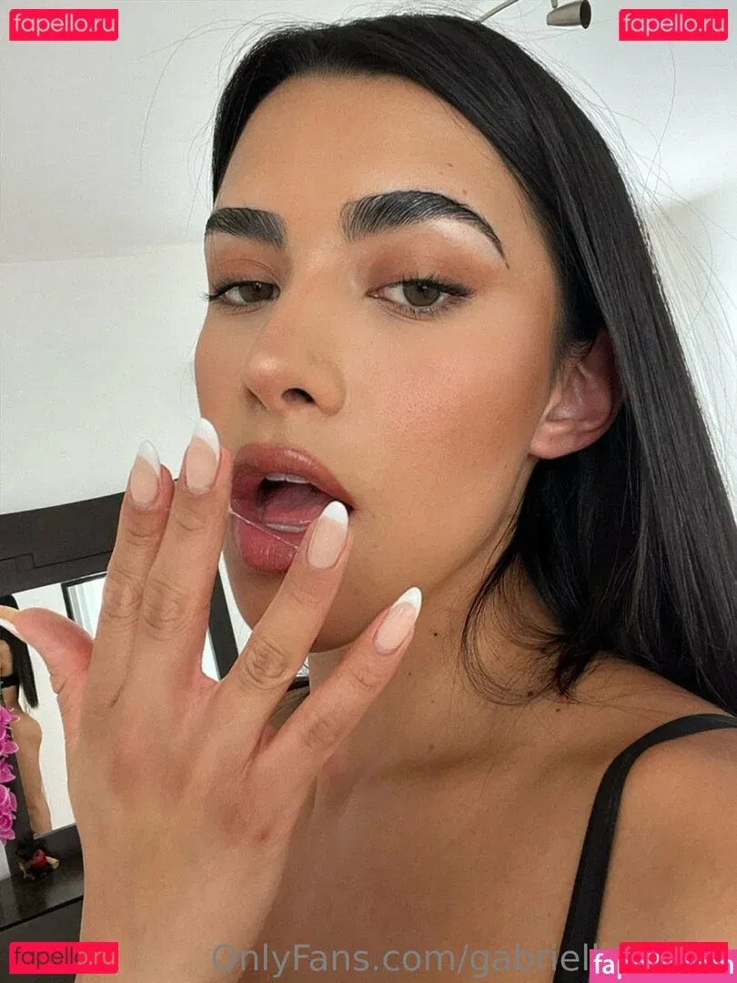 Gabrielle Maya Onlyfans Photo Gallery 