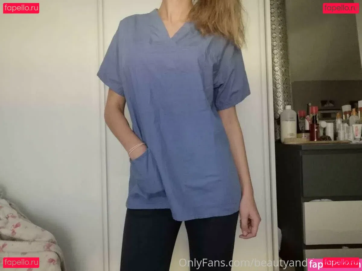 Beauty And The Bear Onlyfans Photo Gallery 