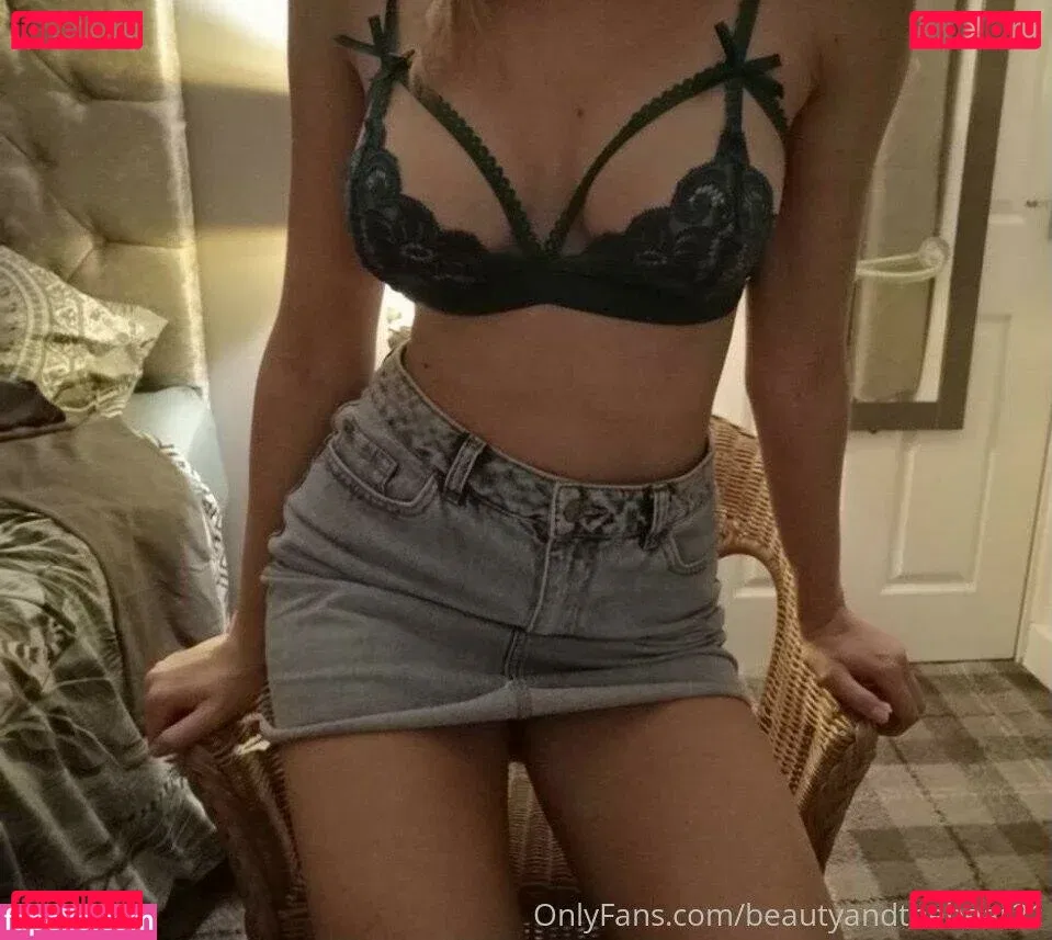 Beauty And The Bear Onlyfans Photo Gallery 