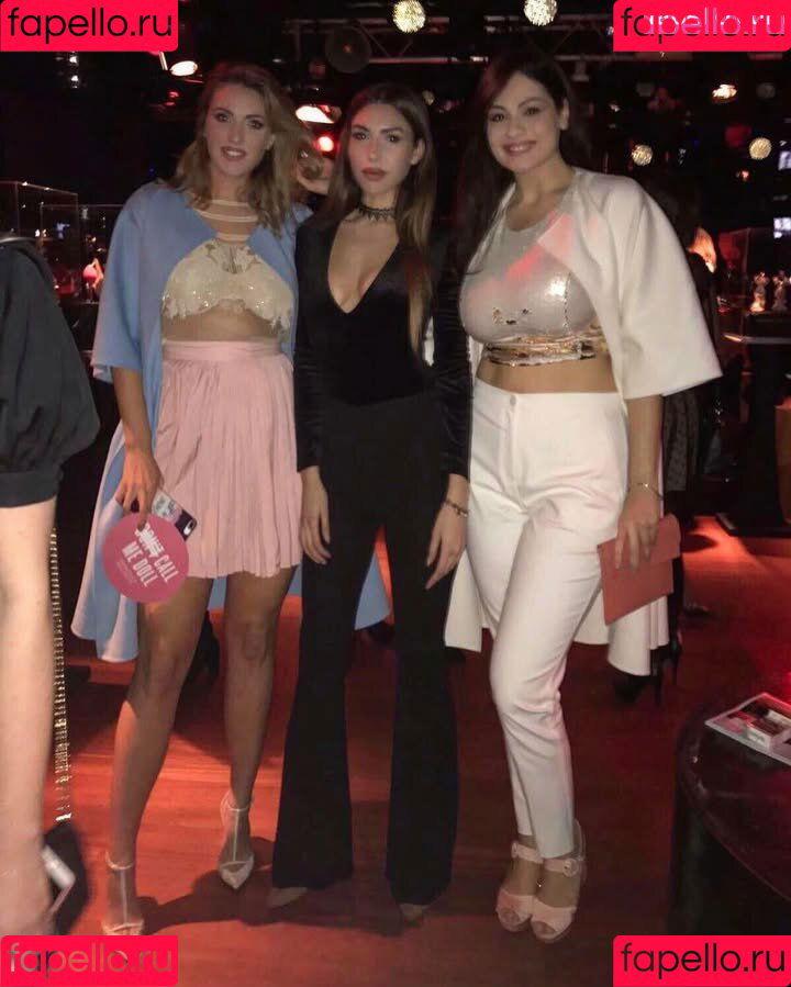 Paola Torrente Onlyfans Photo Gallery 