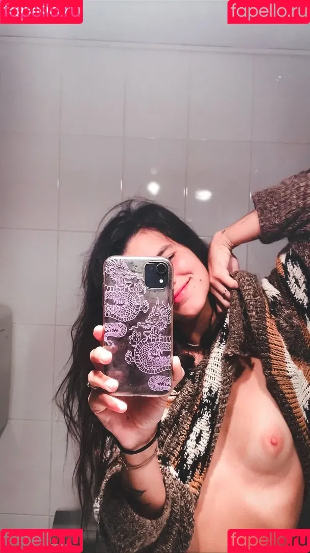 juju.vibezzz Onlyfans Photo Gallery 