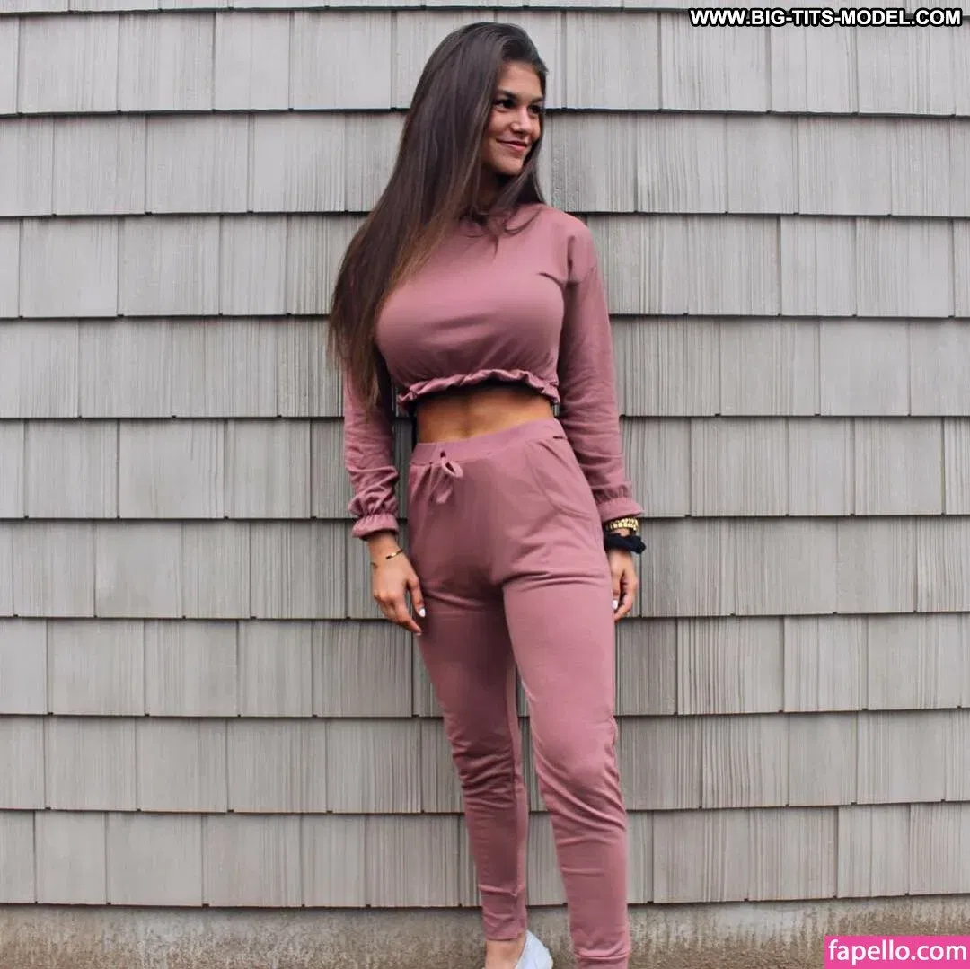 Dominique D'Angelo Onlyfans Photo Gallery 