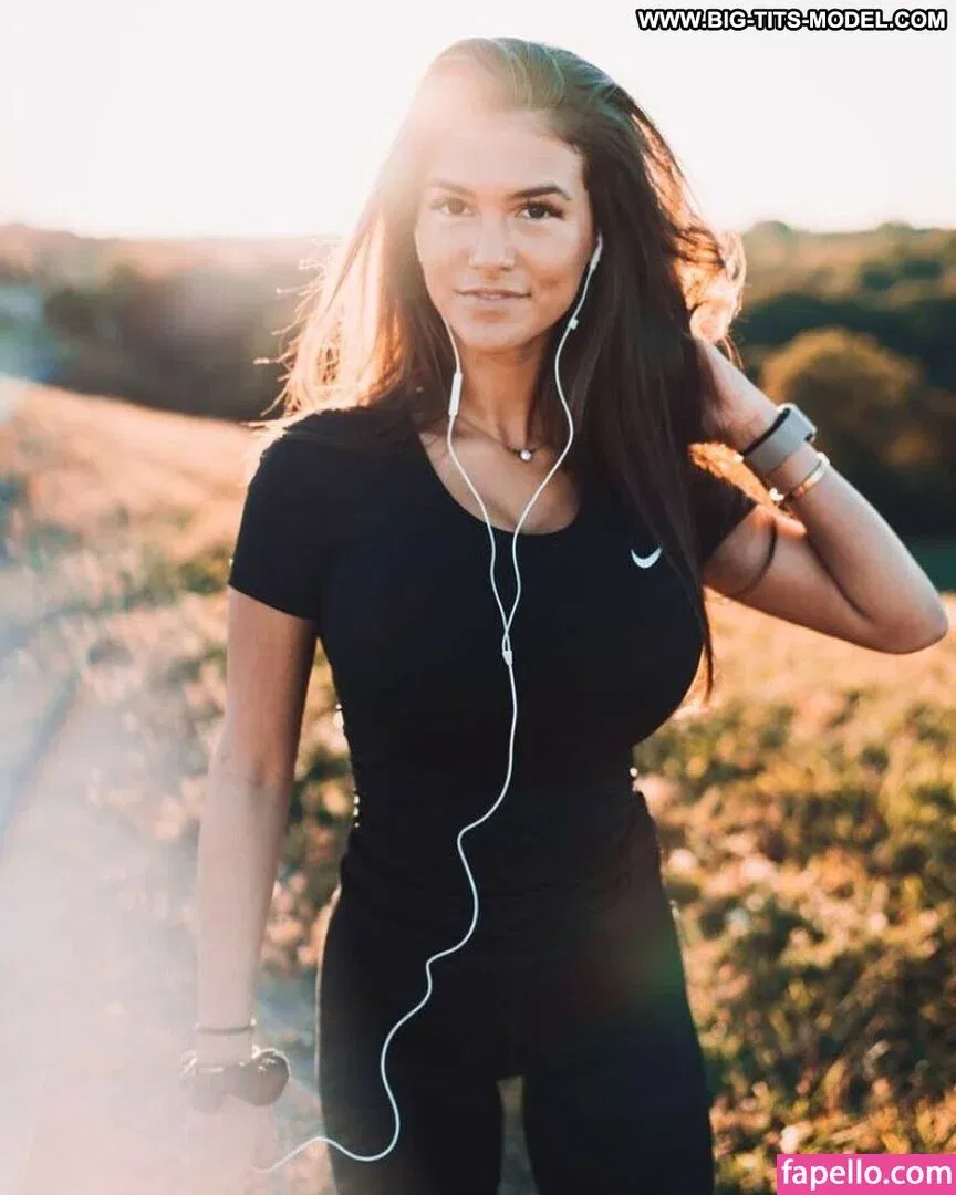 Dominique D'Angelo Onlyfans Photo Gallery 