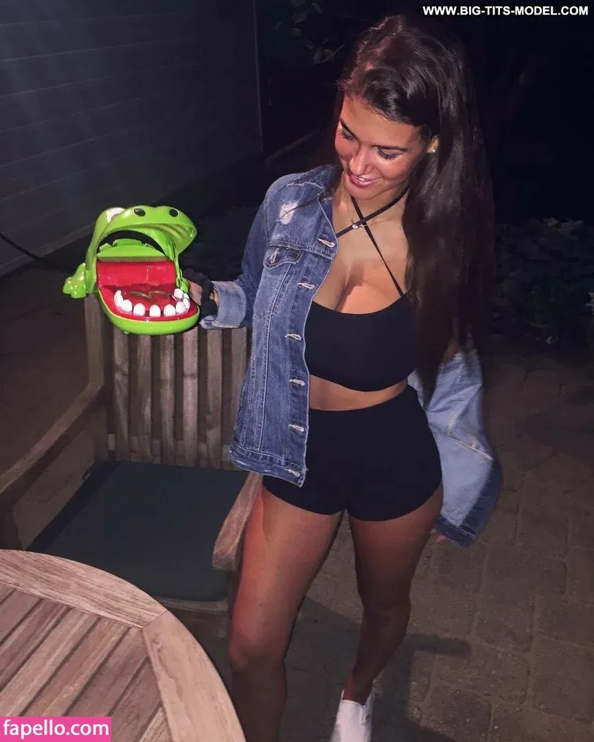 Dominique D'Angelo Onlyfans Photo Gallery 