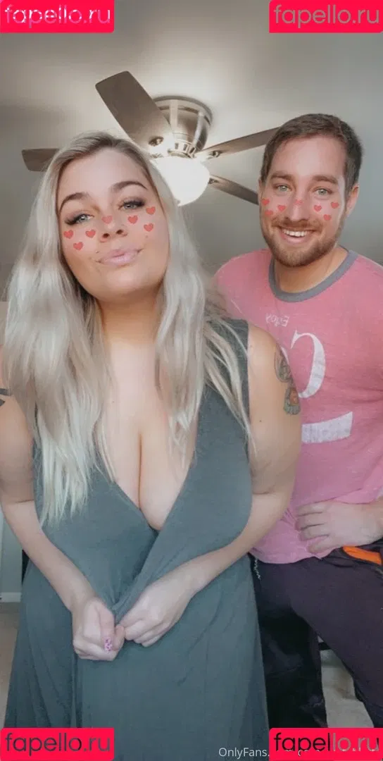 Comewatchkitty Onlyfans Photo Gallery 