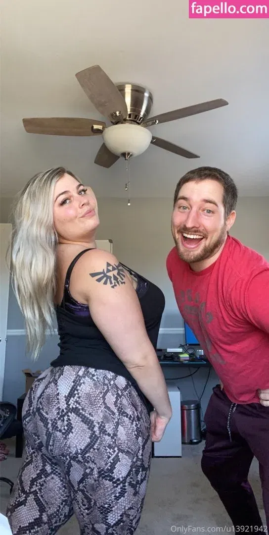 Comewatchkitty Onlyfans Photo Gallery 