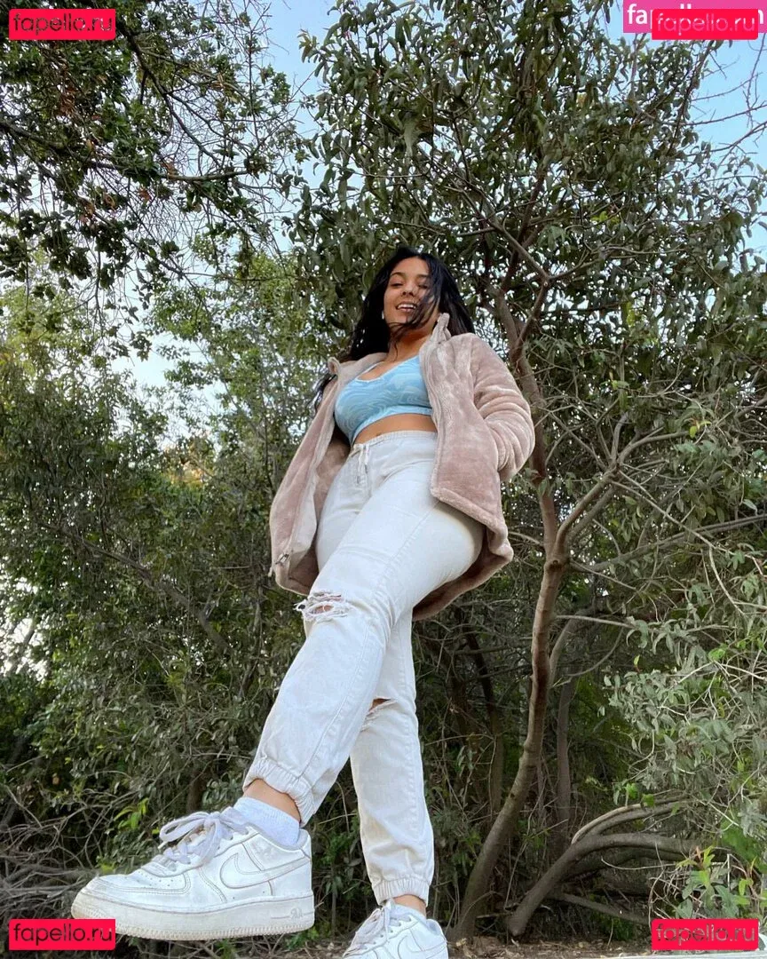 Electra Electraxpeach Onlyfans Photo Gallery 