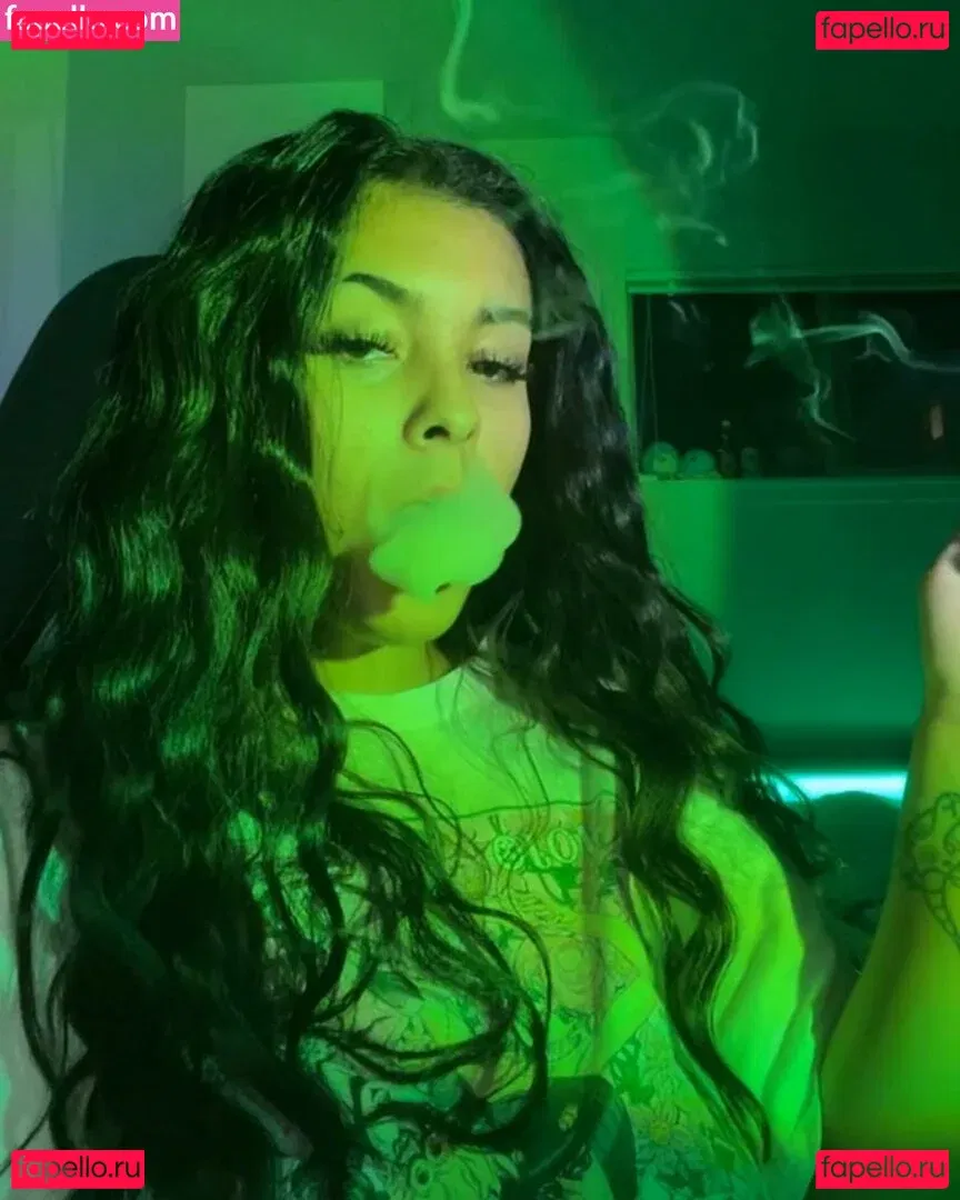 Electra Electraxpeach Onlyfans Photo Gallery 