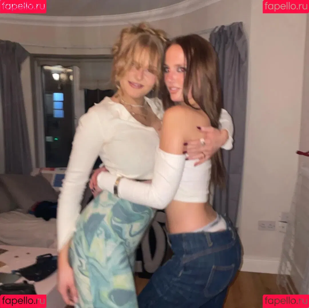 Lucy M Onlyfans Photo Gallery 