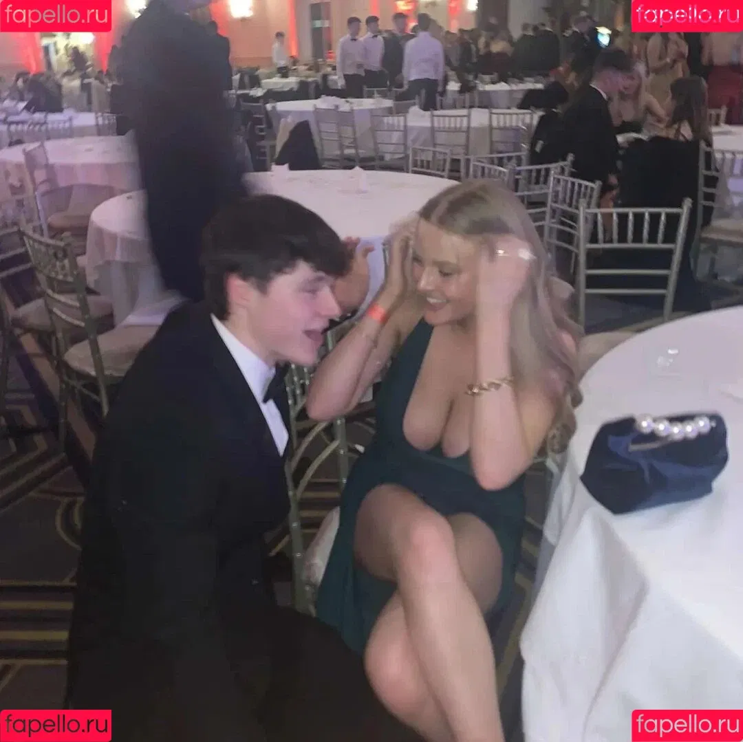 Lucy M Onlyfans Photo Gallery 