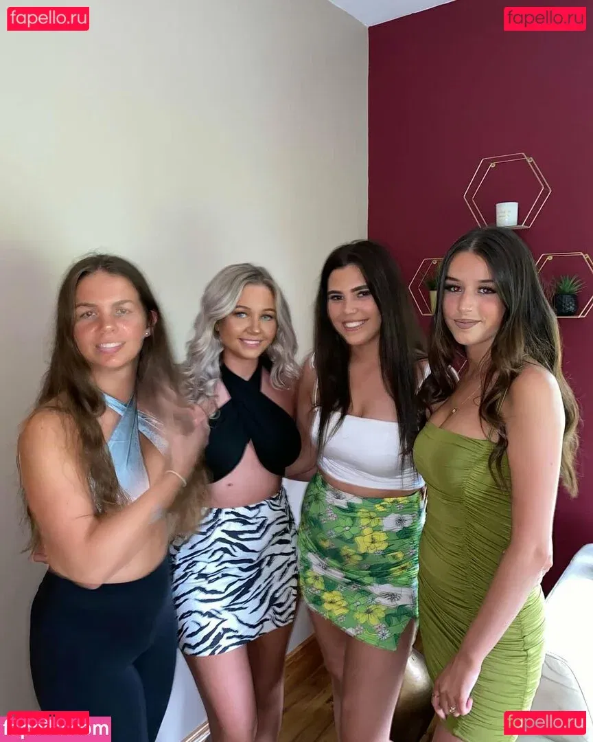 Lucy M Onlyfans Photo Gallery 