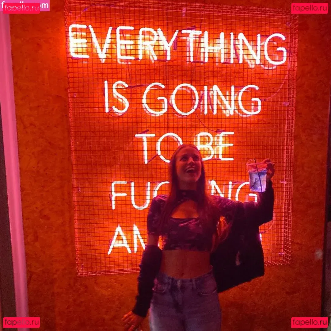 Lucy M Onlyfans Photo Gallery 