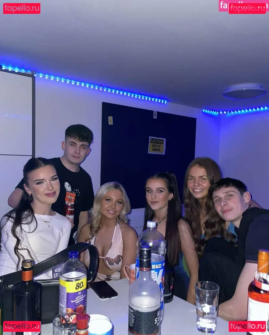 Lucy M Onlyfans Photo Gallery 