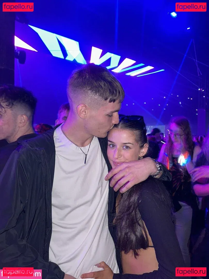 Lucy M Onlyfans Photo Gallery 