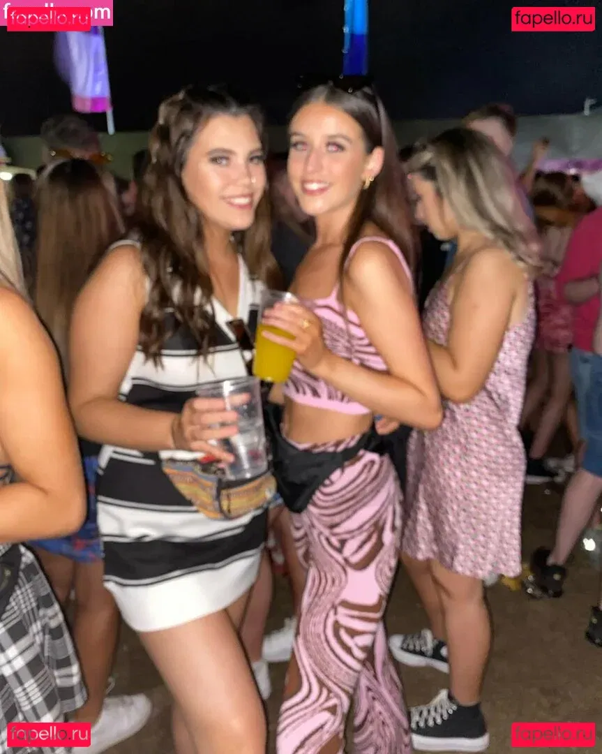 Lucy M Onlyfans Photo Gallery 