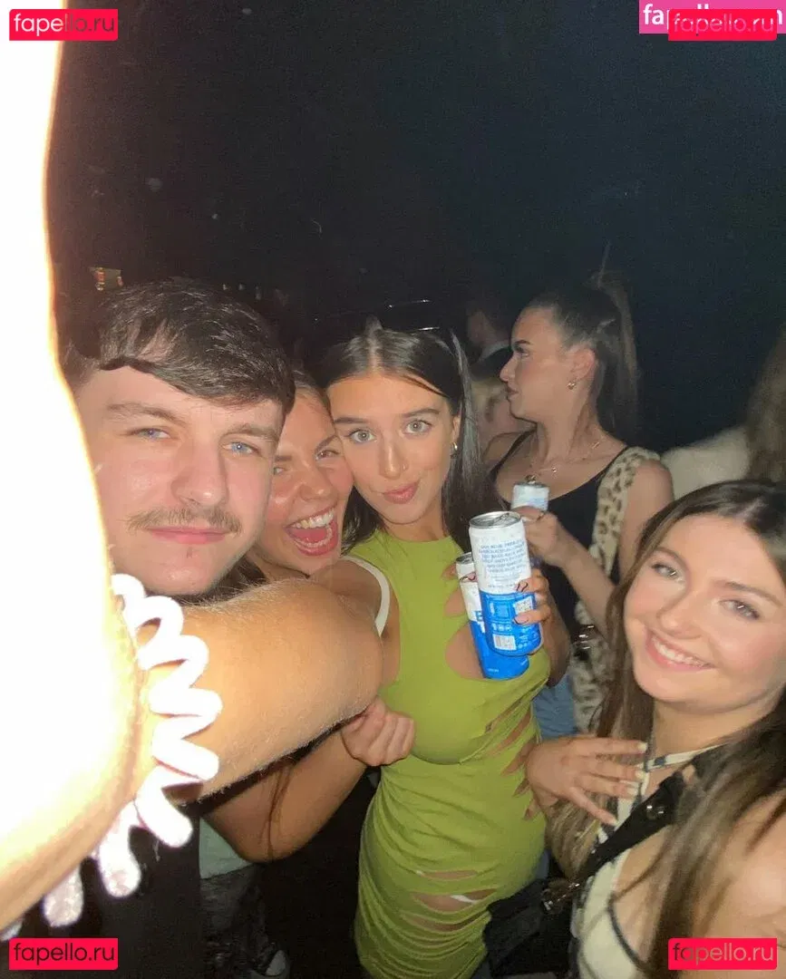 Lucy M Onlyfans Photo Gallery 