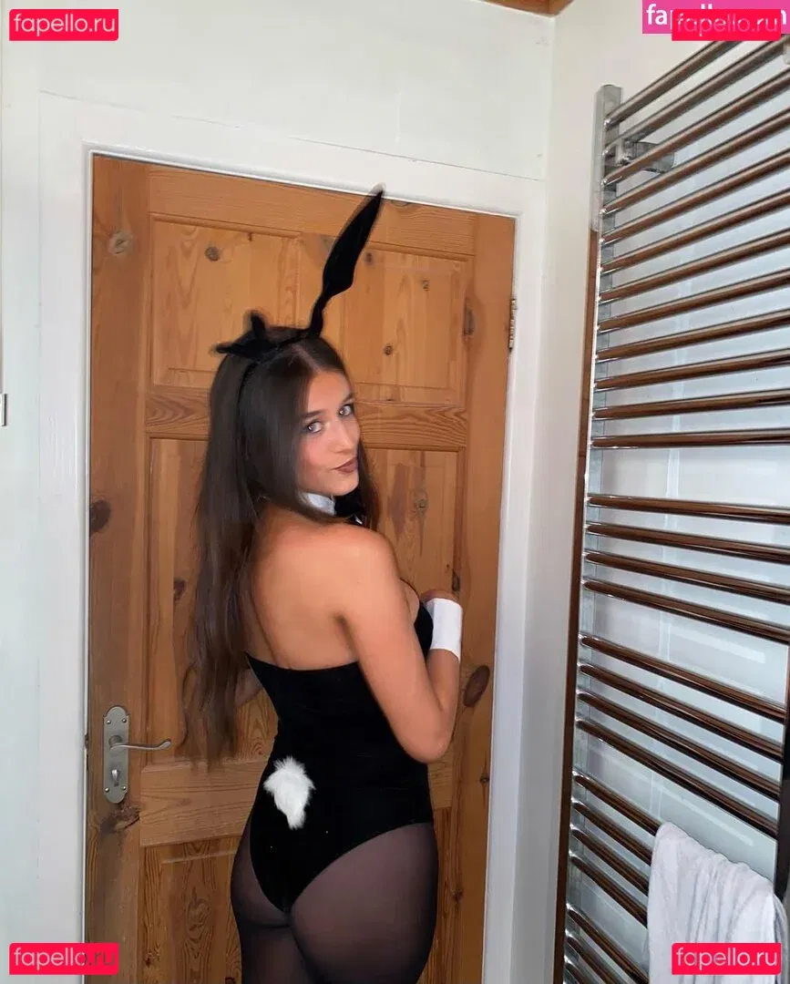 Lucy M Onlyfans Photo Gallery 