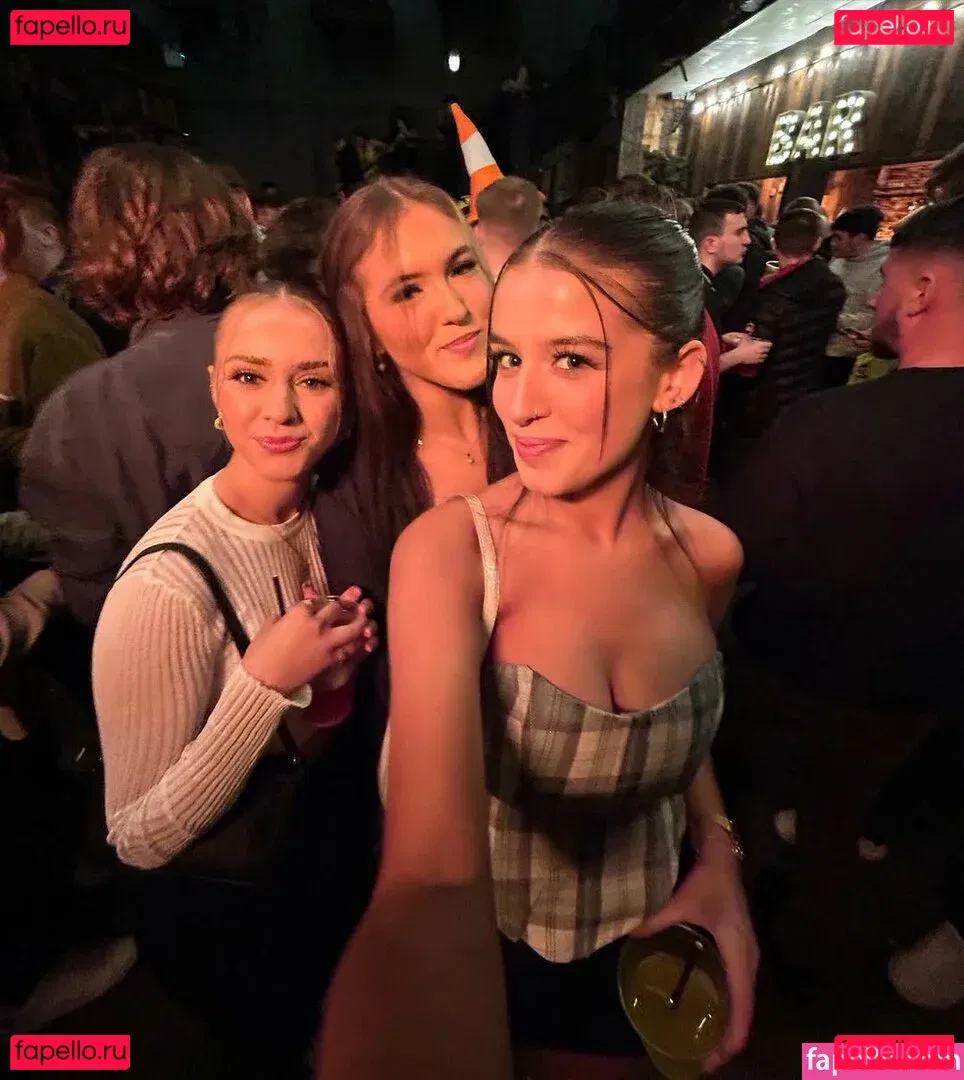 Lucy M Onlyfans Photo Gallery 